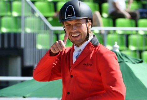 7e90e741-6ecd-4b94-9010-9dc3eafb8af6